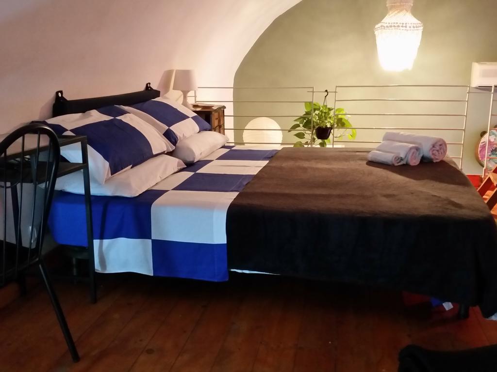Il Pozzo Di Santa Teresa Lägenhet CTA Rum bild